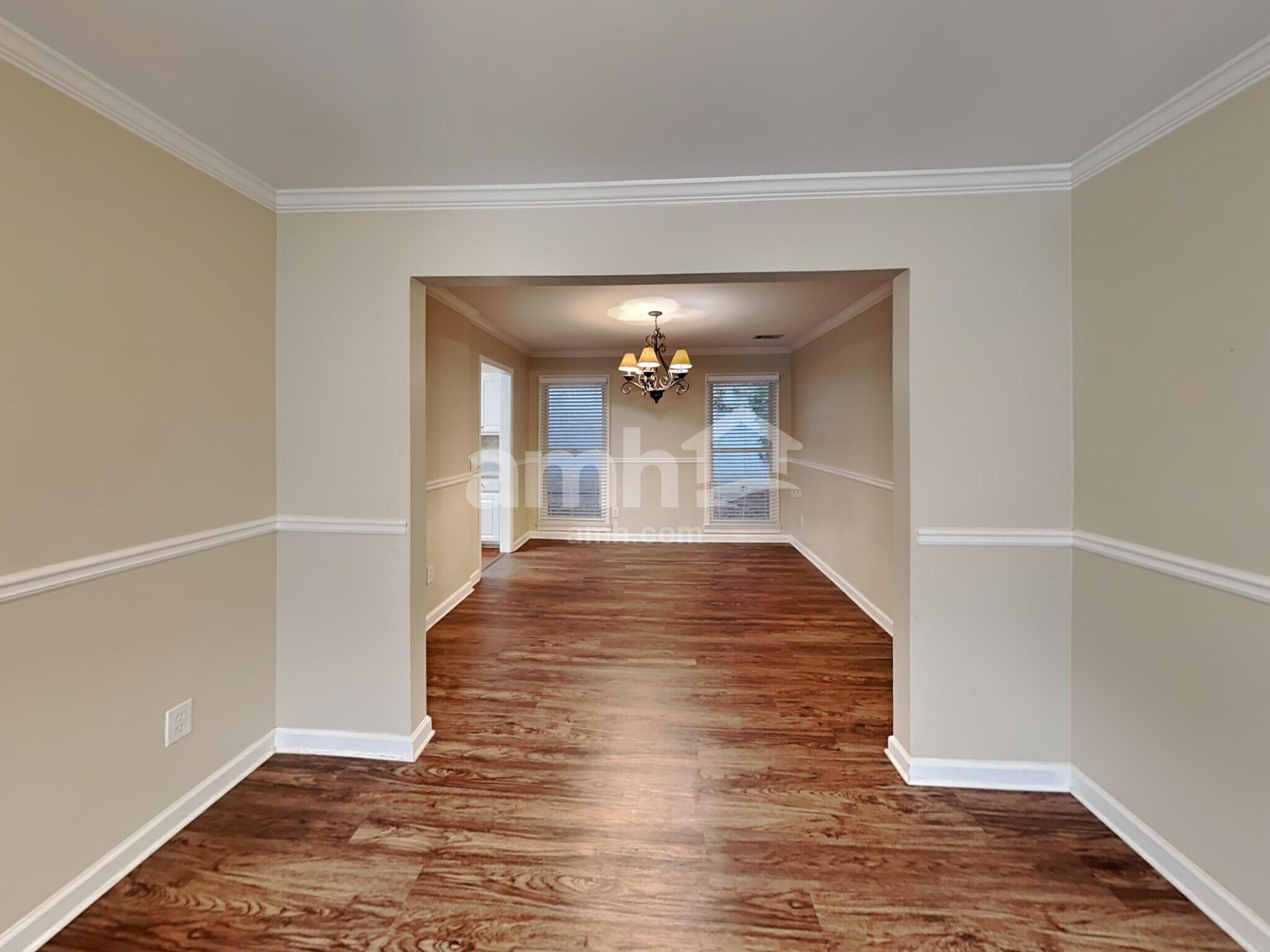 Building Photo - 2011 Aldbury Ln