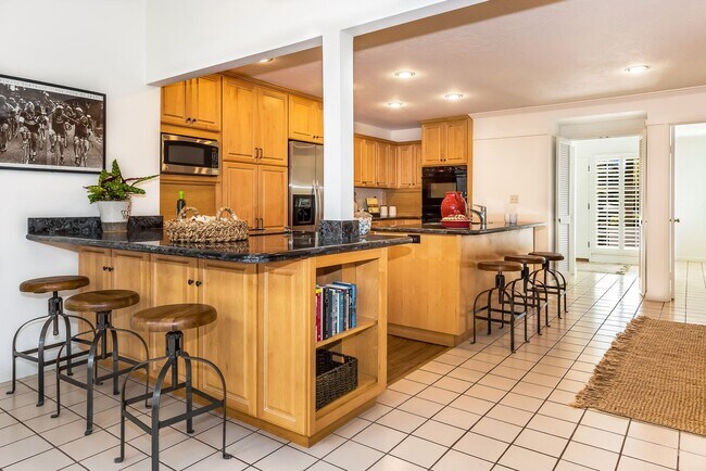 Building Photo - SPACIOUS SAN ROQUE HOME (CENTRAL AC)