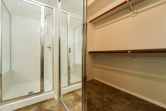 Building Photo - 1486 W Sand Pebble Dr