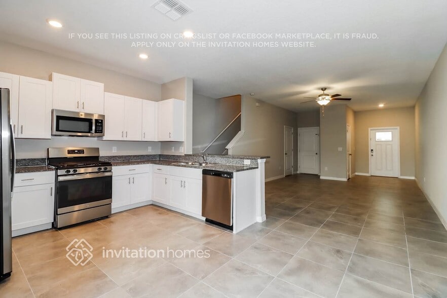 Building Photo - 8519 Druid Oaks Ln