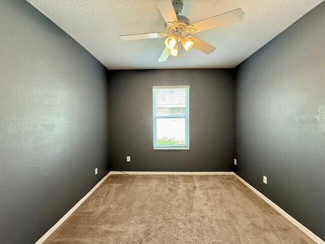Building Photo - 3421 Santa Rita Ln