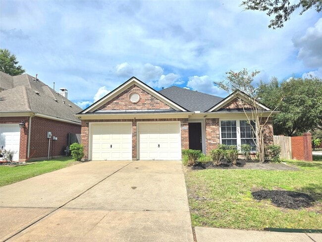 Building Photo - 17602 Haywood Oaks Dr