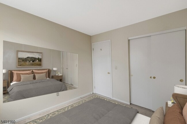 Building Photo - 62 Bentley Ct