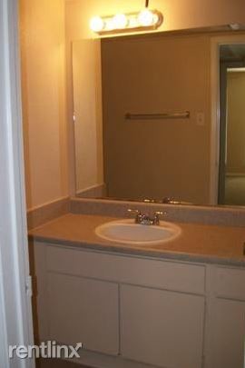Building Photo - 1 br, 1 bath  - 4949 FM 2351 Rd # 6095