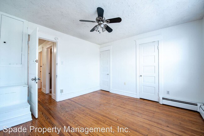 Building Photo - 3 br, 1.5 bath House - 2122 W Liberty Street