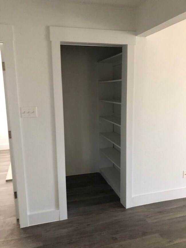 Building Photo - 2 Bedroom, 1 Bath, 1 Car Carport with Shed...