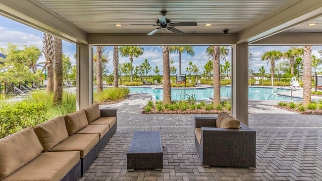 Building Photo - Spacious 4-Bedroom Home in Bradenton, FL