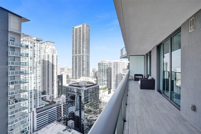 Building Photo - 1300 S Miami Ave