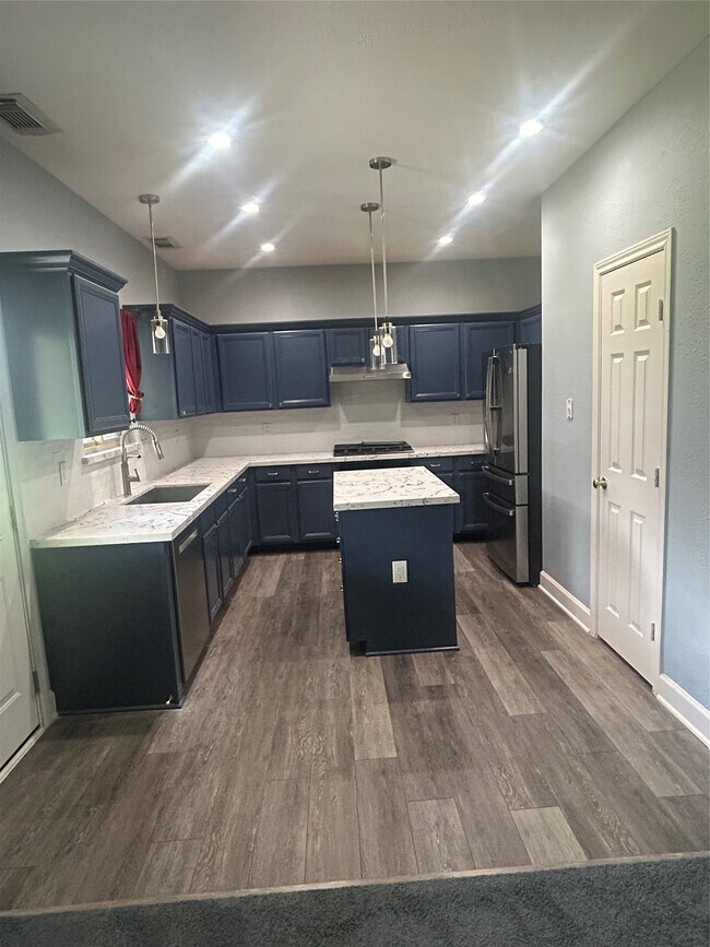 Building Photo - 206 Cheswick Cir