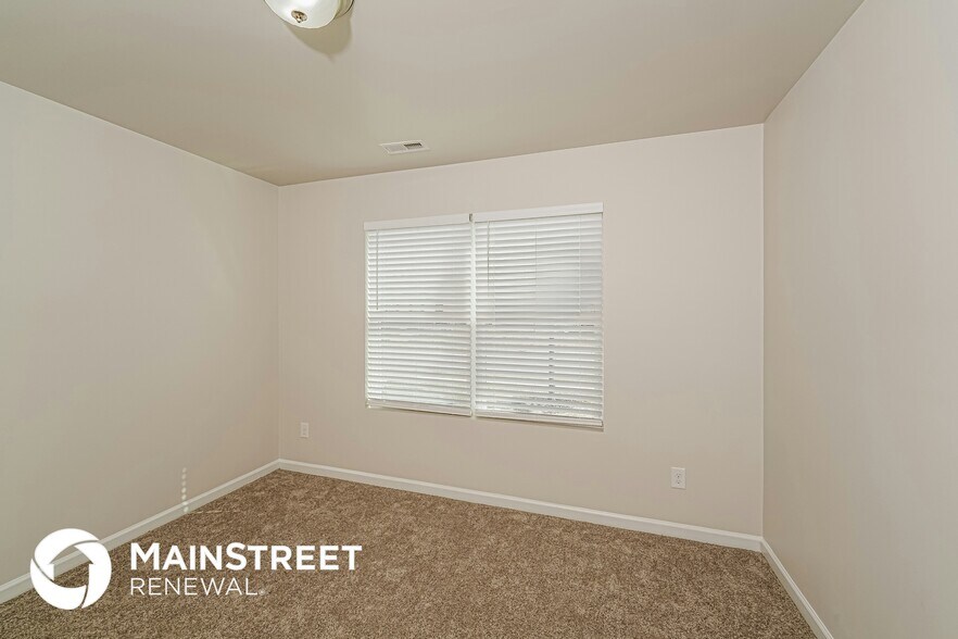 Building Photo - 204 Leonards Ct