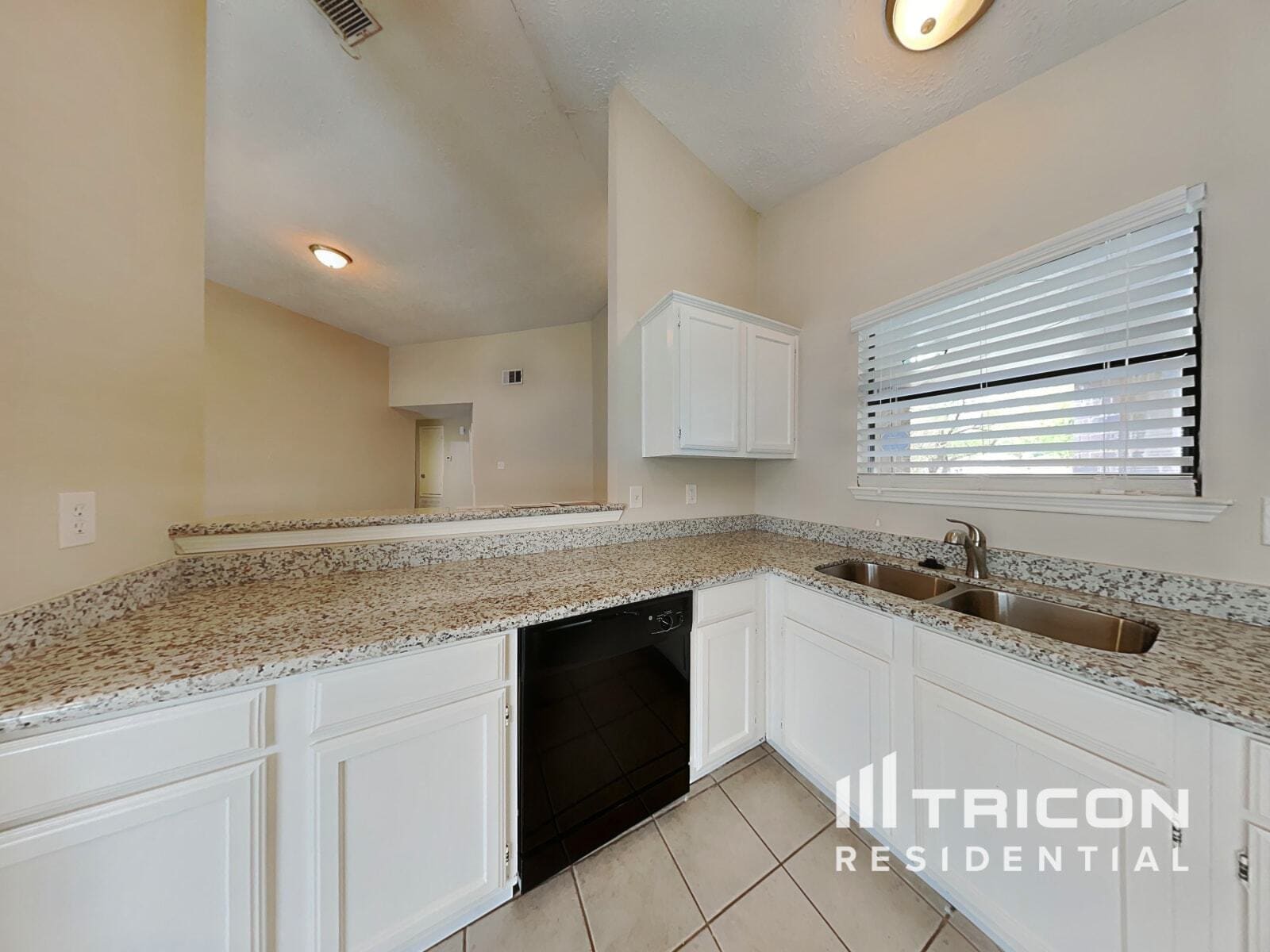 Building Photo - 18807 Danalyn Ct