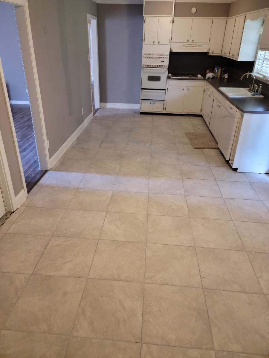 Building Photo - 2520 Melrose Ave