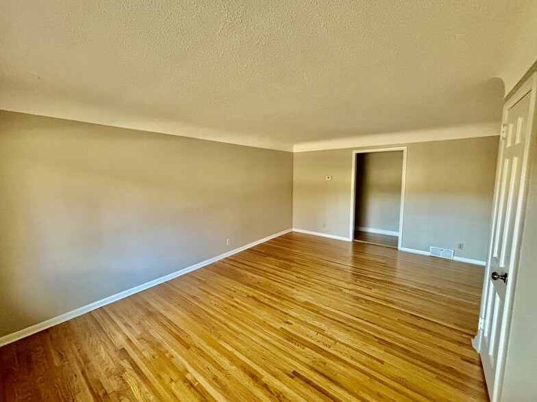 Upstairs Living Area - 12928 Excelsior Blvd