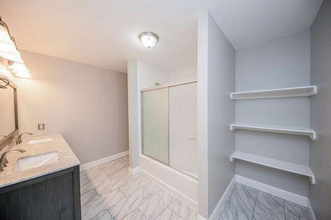 Building Photo - 7726 Galleon Field Ln
