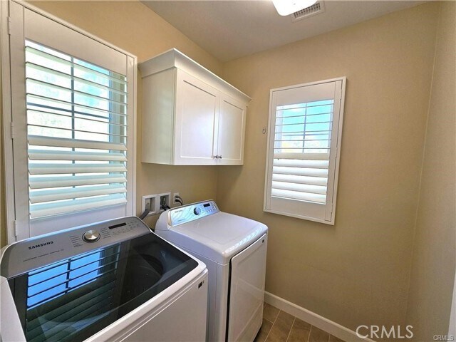 Building Photo - 63 Rustic Charm