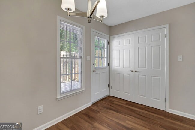 Building Photo - 105 Belle Dr