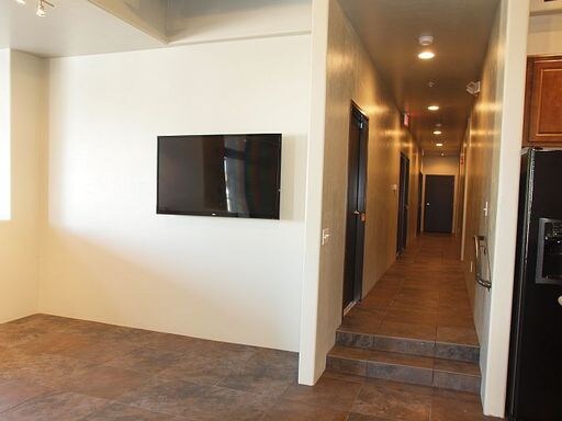 Building Photo - 1414 N 1st Ave