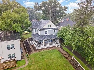 Building Photo - 5651 Bramble Ave