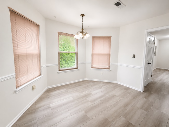 Building Photo - 5125 Middlebrook Ct