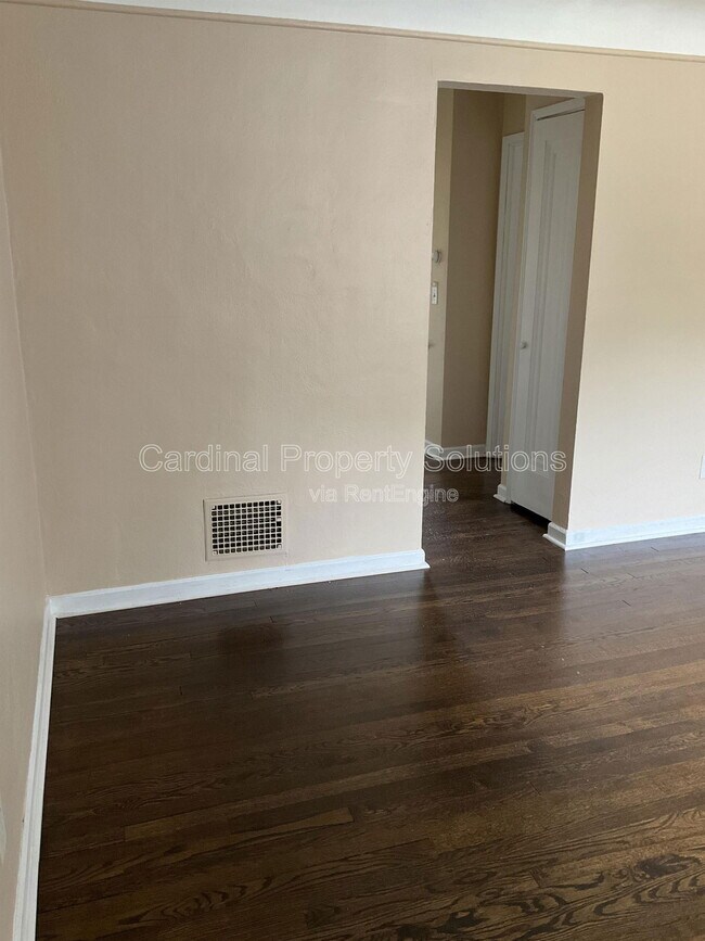 Building Photo - 126 Glenridge Pl