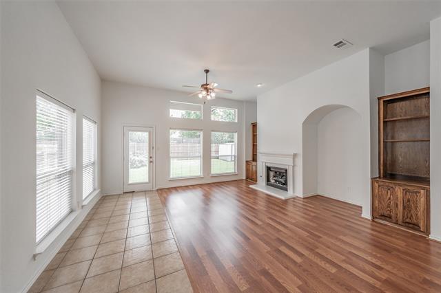 Building Photo - 8648 Prairie Dawn Dr