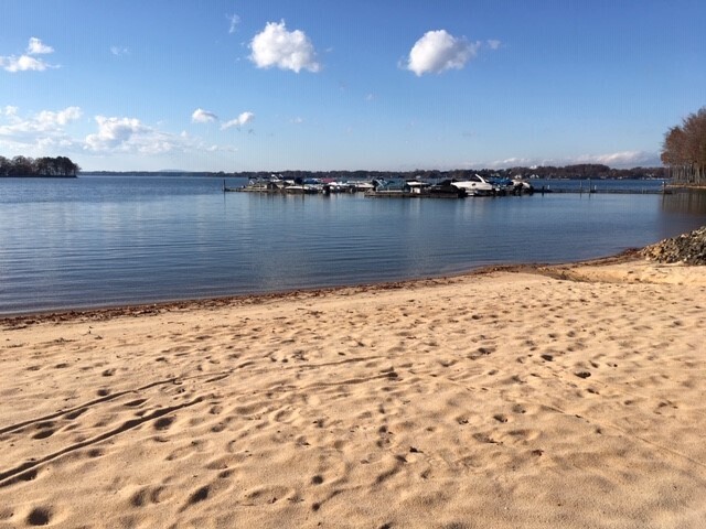 Primary Photo - LUXURY LAKEFRONT LIVING!