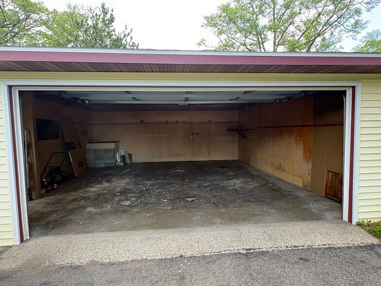 Building Photo - 11398 County Highway 17