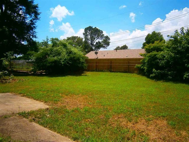 Building Photo - 4713 Aldridge Dr