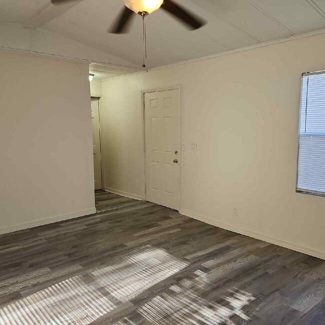 Building Photo - 85028 Patricia Ct