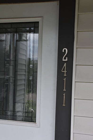 Primary Photo - 2411 Fillmore St NE
