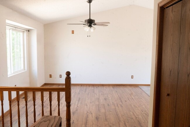 Building Photo - 549 Hanover Dr
