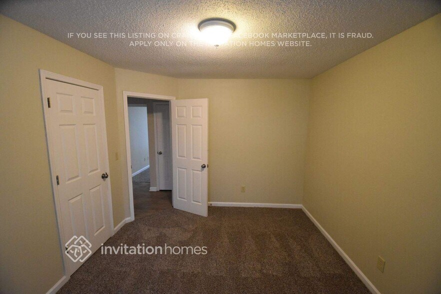 Building Photo - 7300 Hunters Ridge Dr