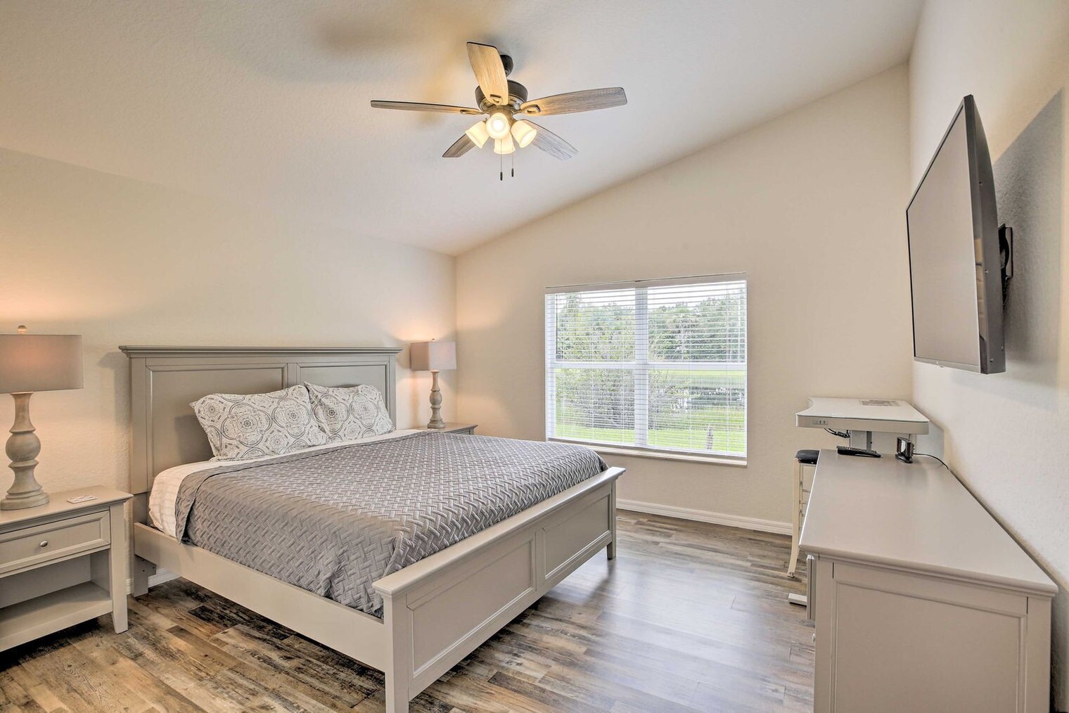 Building Photo - 10280 Crepe Jasmine Ln