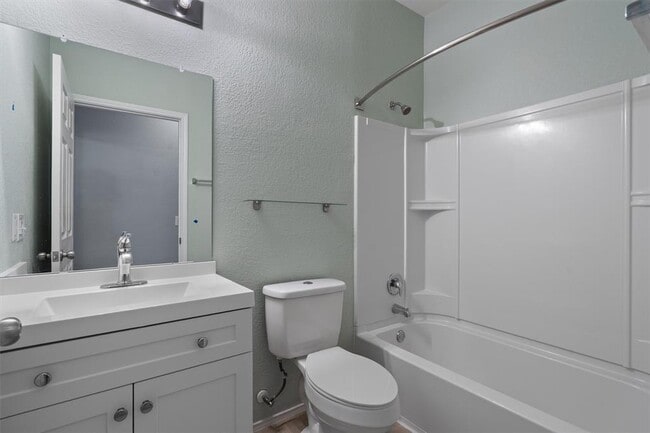 Building Photo - 5508 Nelson Oaks Dr