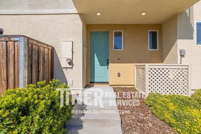 Building Photo - 4152 Rotor Ln