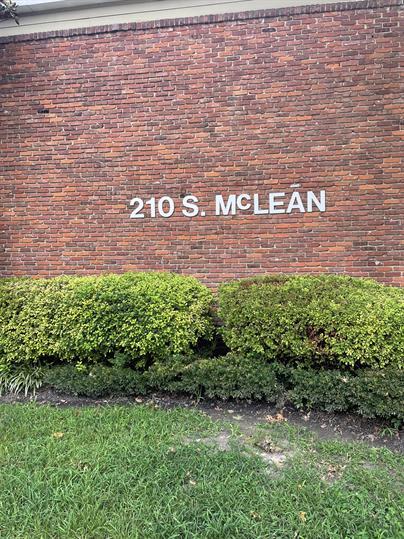 210 S McLean - 210 S McLean Blvd