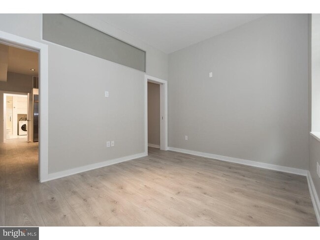 Building Photo - 1602 Sansom St
