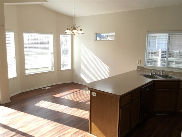 Building Photo - 2839 W Santa Clara Dr