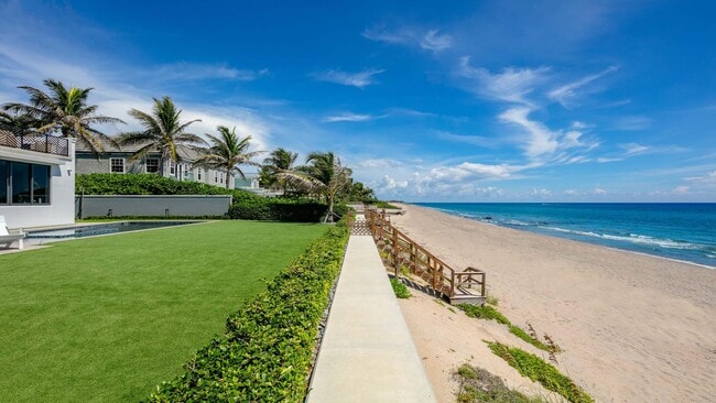 Building Photo - 6029 Old Ocean Blvd