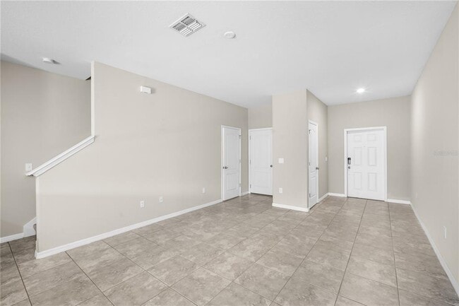 Building Photo - 2108 Golden Falcon Dr