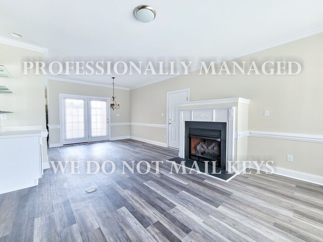 Building Photo - 161 Irene Ct