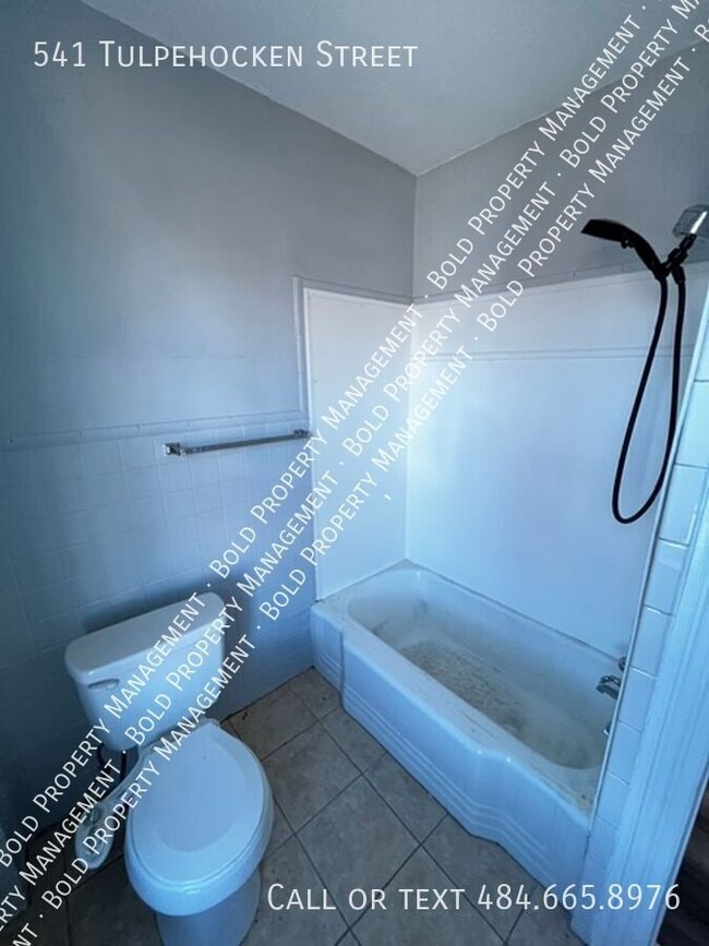 Building Photo - 541 Tulpehocken St