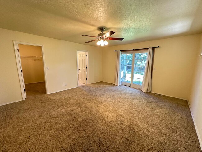 Building Photo - Coeur D'Alene Home