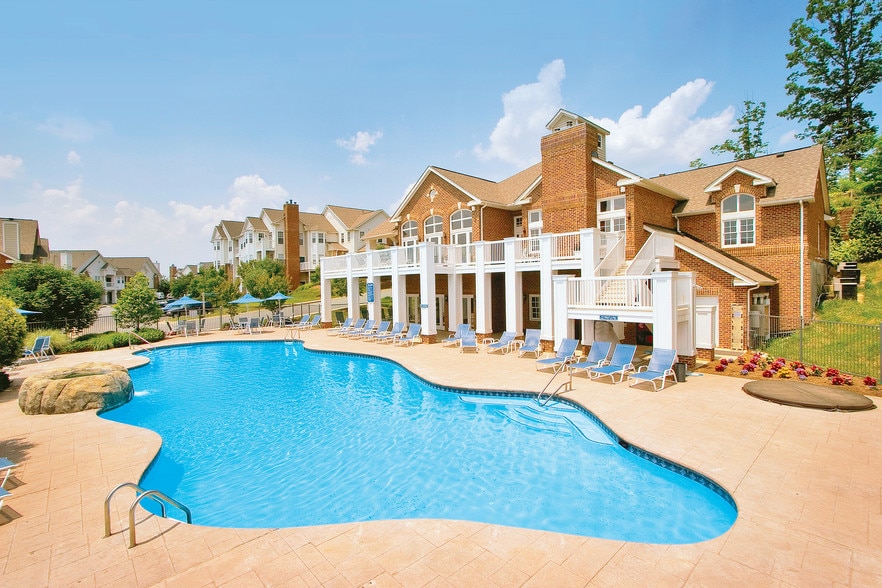 Carriage Hill 825 Beverley Dr Charlottesville VA 22911 Apartment Finder