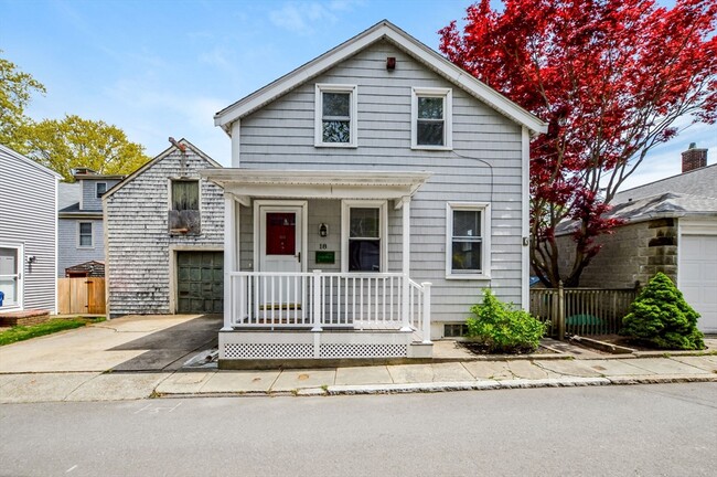 Primary Photo - 18 Washington Ave