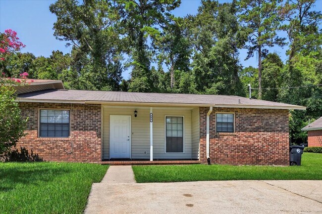 Primary Photo - 898 Meginnis Ln
