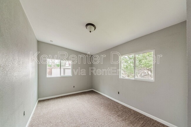 Building Photo - 10300 W 107th Ct