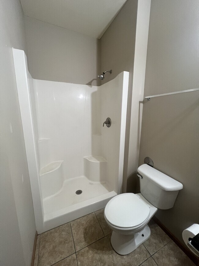 Building Photo - 10180-10183 Clearwing Ln