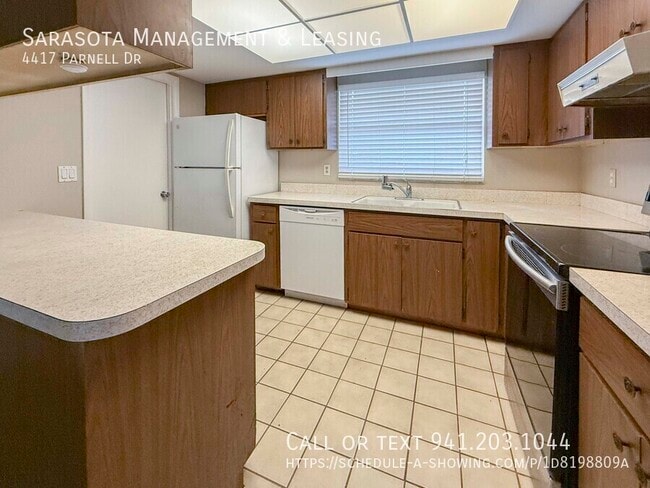 Building Photo - 4417 Parnell Dr