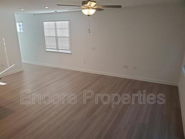 Building Photo - 137 Orvis Dr
